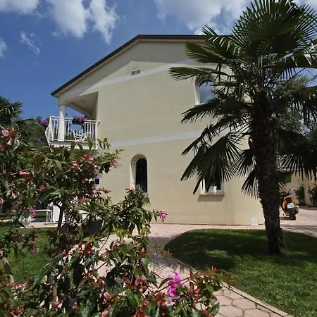 Villa Mala * بوريتش
