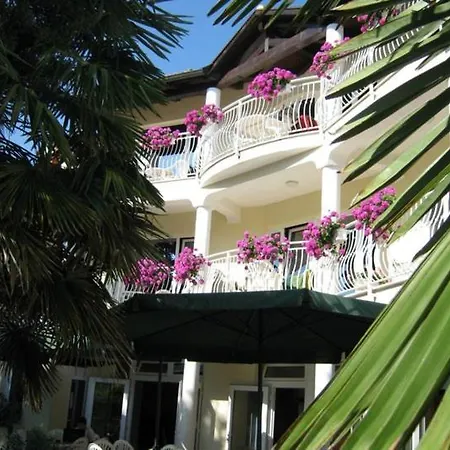 Villa Mala فندق مبيت وإفطار