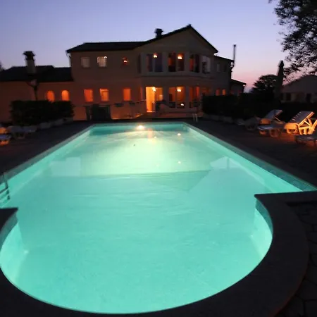 Villa Mala
